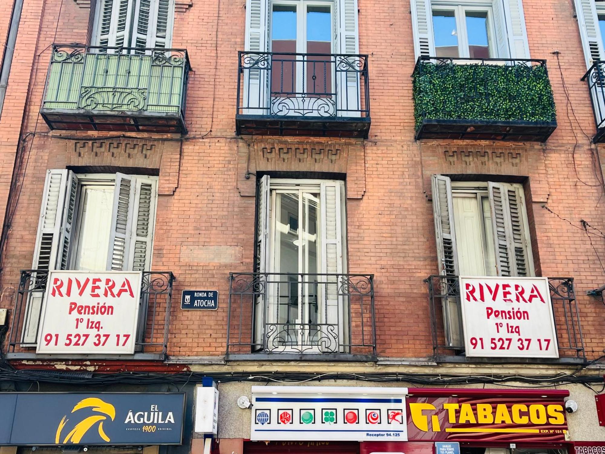 Pension Rivera Madri Exterior foto